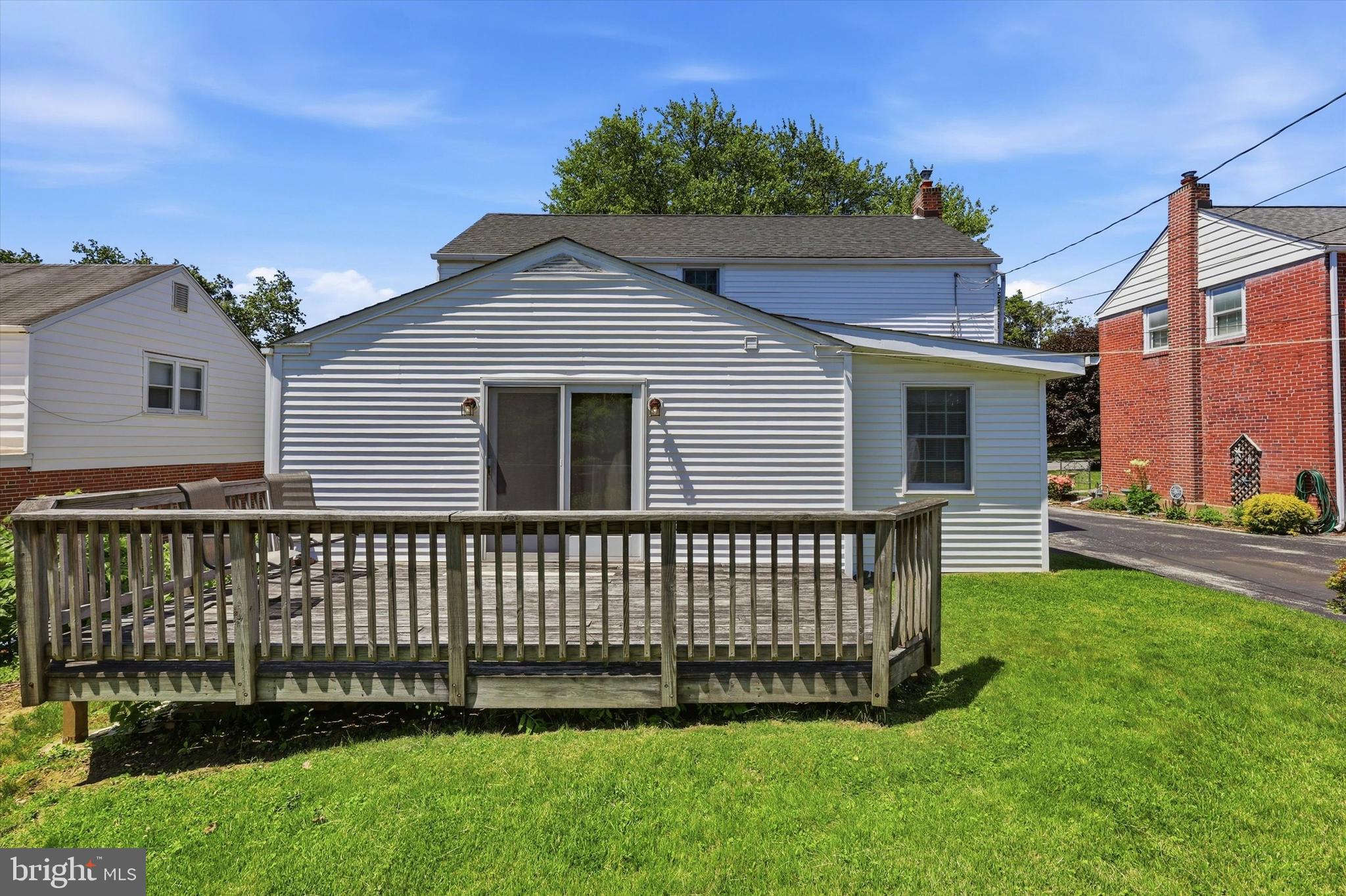 405 Brentwood Road Havertown, PA 19083 - Photo 30 of 39 Exterior Back