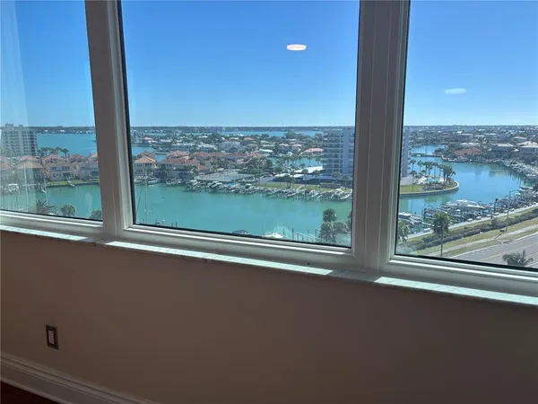 $6,200 | 1600 Gulf Boulevard, Unit 1016, Clearwater Beach, FL 33767