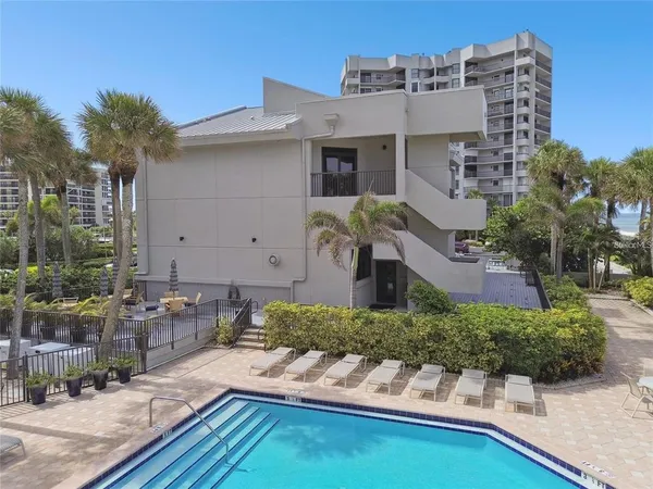 $6,200 | 1600 Gulf Boulevard, Unit 1016, Clearwater Beach, FL 33767