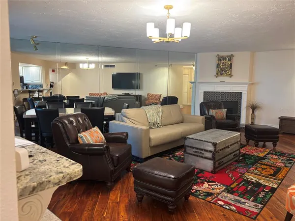 $6,200 | 1600 Gulf Boulevard, Unit 1016, Clearwater Beach, FL 33767