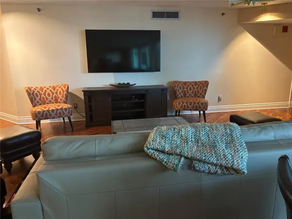 $6,200 | 1600 Gulf Boulevard, Unit 1016, Clearwater Beach, FL 33767