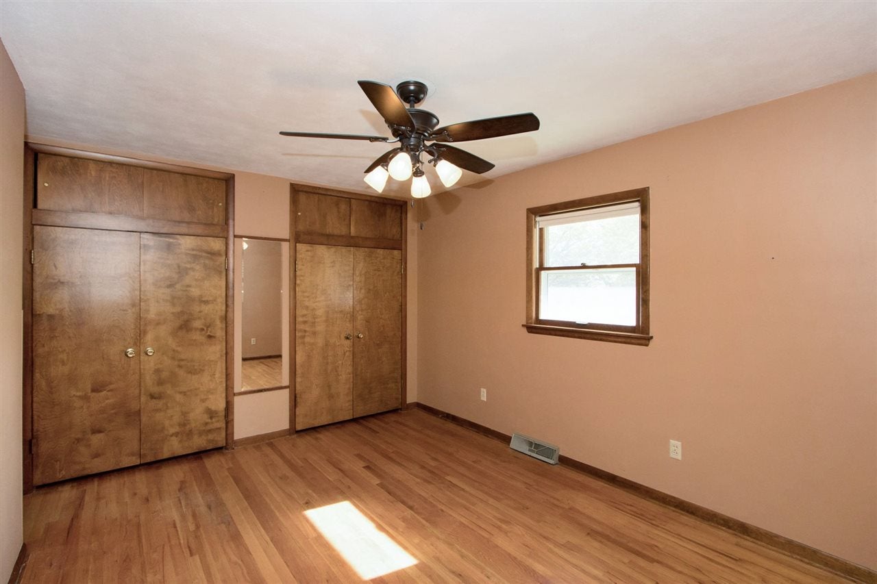 4729 Mt Vernon Road Southeast Cedar Rapids, IA 52403 - Photo 10 of 28 Gallery Image 10