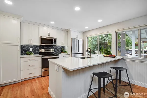 $3,760 | 12641 82nd Avenue Northeast, Kirkland, WA 98034