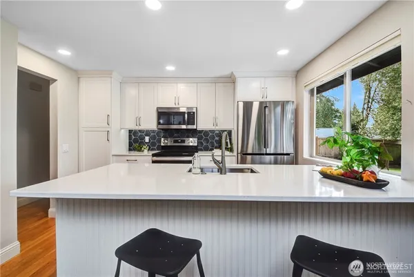 $3,760 | 12641 82nd Avenue Northeast, Kirkland, WA 98034