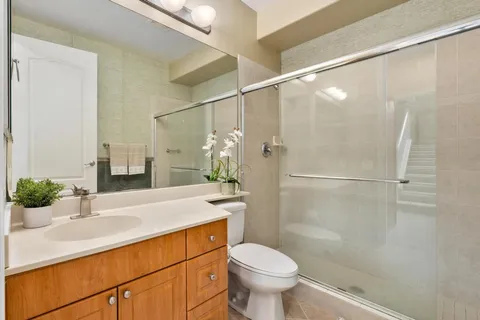 $895,000 | 75-6060 Kuakini Highway, Unit F4, Kailua-Kona, HI 96740