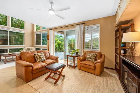$895,000 | 75-6060 Kuakini Highway, Unit F4, Kailua-Kona, HI 96740