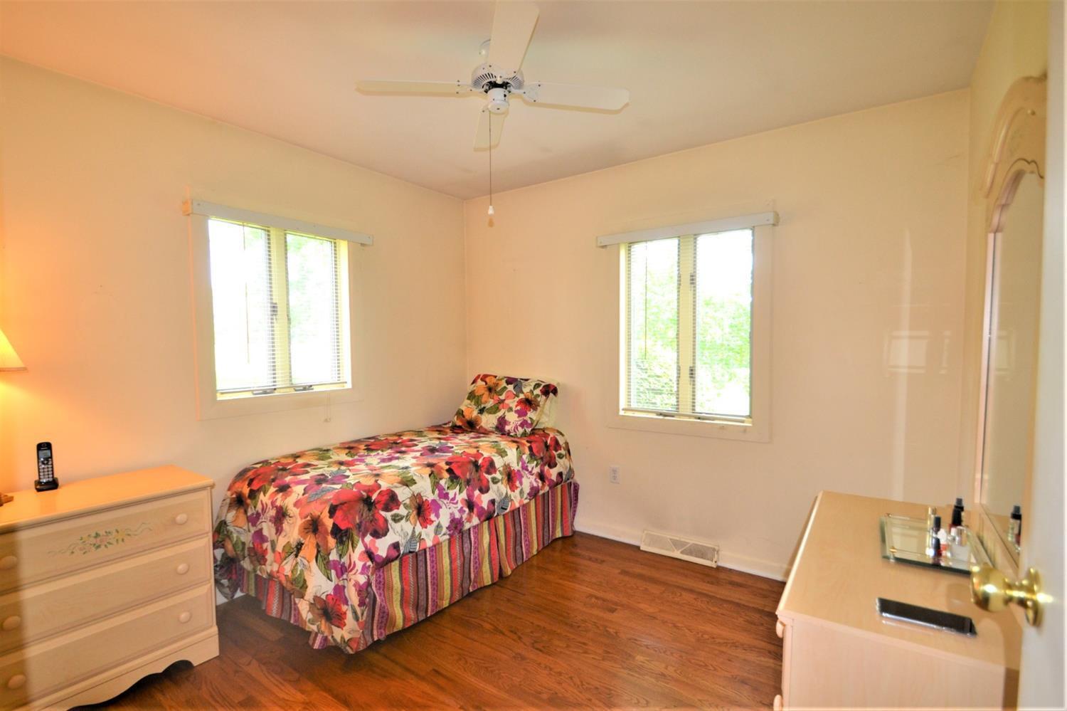 8083 Gaines Road Cincinnati, OH 45247 - Photo 13 of 21 Gallery Image 13