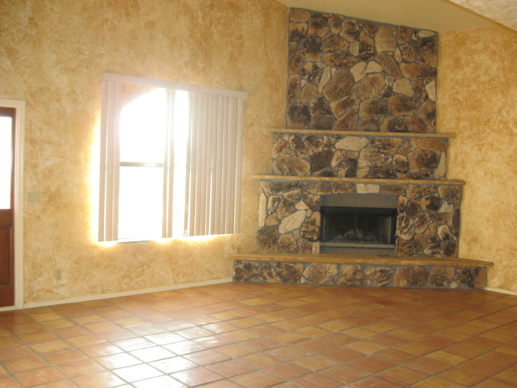 35 North Val Vista Road Apache Junction, AZ 85119 - Photo 2 of 7 2