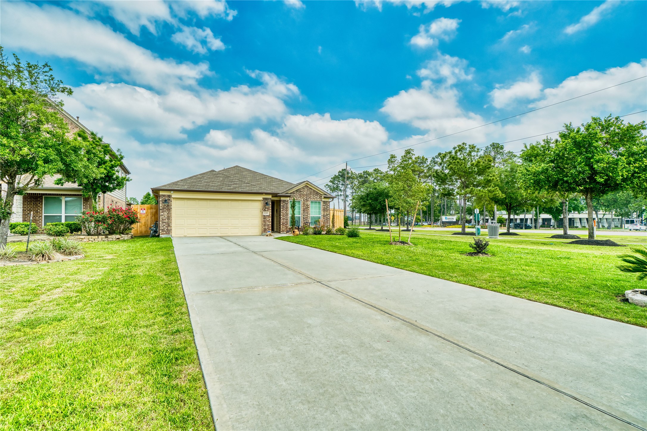 18306 West Hardy Road Houston, TX 77073 - Photo 2 of 37 Long Drive way, fits 8 cars.