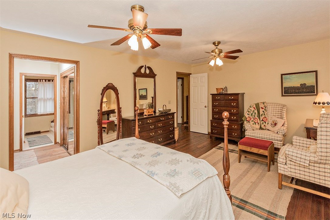 6875 Liberty Road Solon, OH 44139 - Photo 20 of 35 Master bedroom