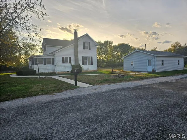$160,000 | 161 Main Street, Fults, IL 62244