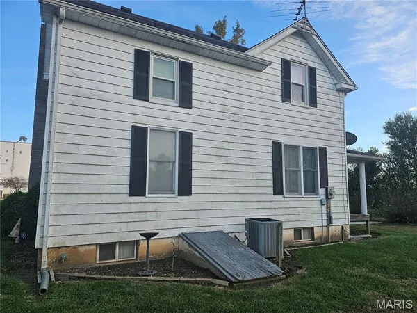 $160,000 | 161 Main Street, Fults, IL 62244