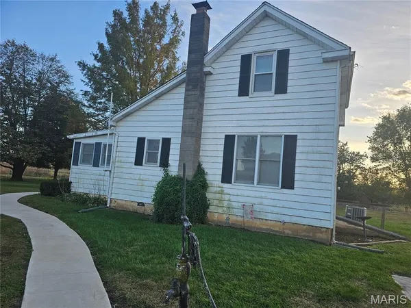 $160,000 | 161 Main Street, Fults, IL 62244