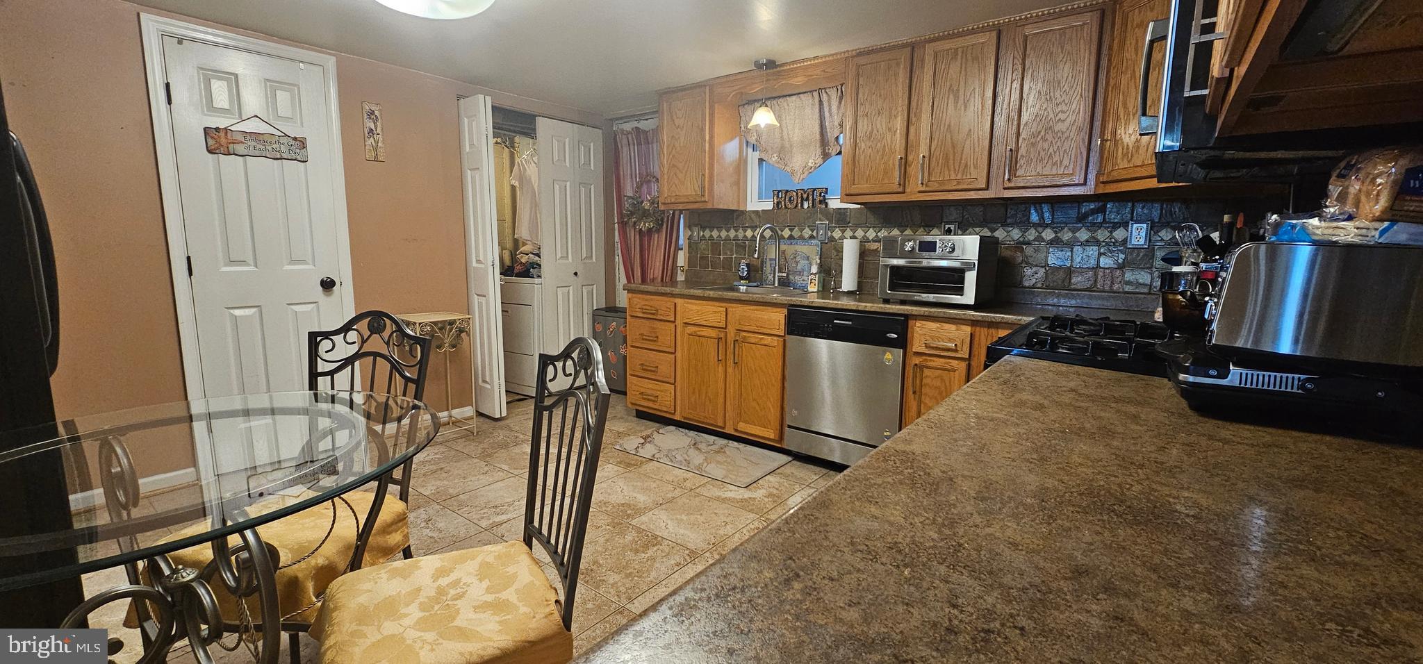 1754 Melbourne Road Dundalk, MD 21222 - Photo 27 of 41