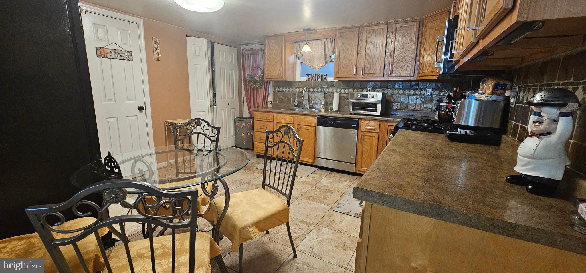 1754 Melbourne Road Dundalk, MD 21222 - Photo 28 of 41