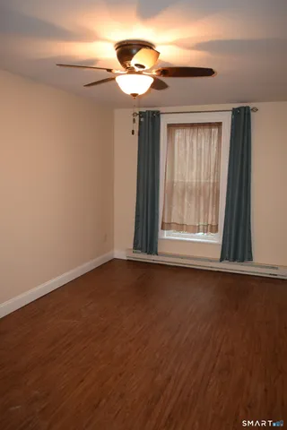 $1,750 | 47 A Quassuk Road, Woodbury, CT 06798