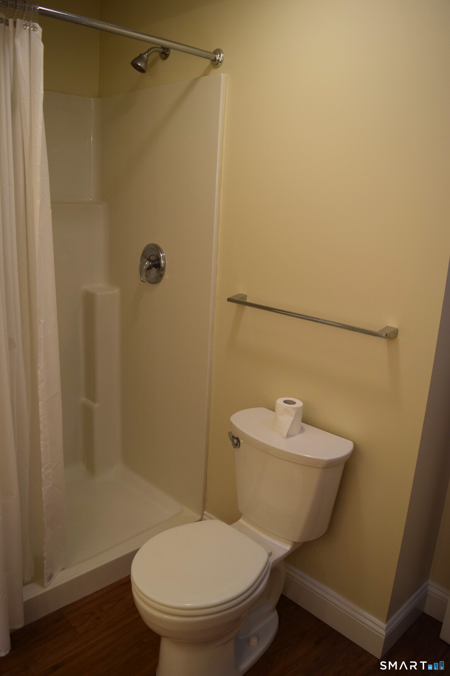 47 A Quassuk Road Woodbury, CT 06798 - Photo 8 of 10