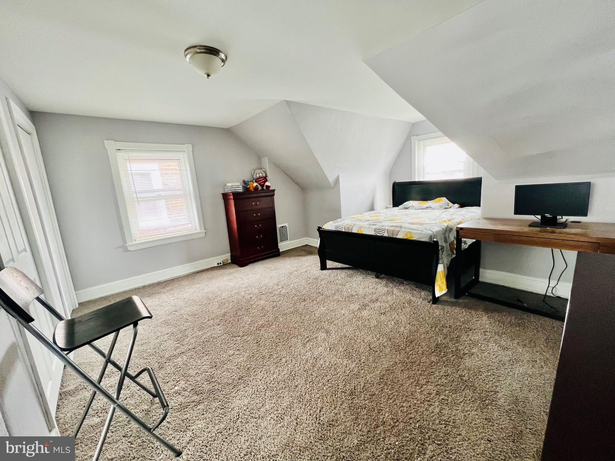 5240 North Front Street Philadelphia, PA 19120 - Photo 16 of 19