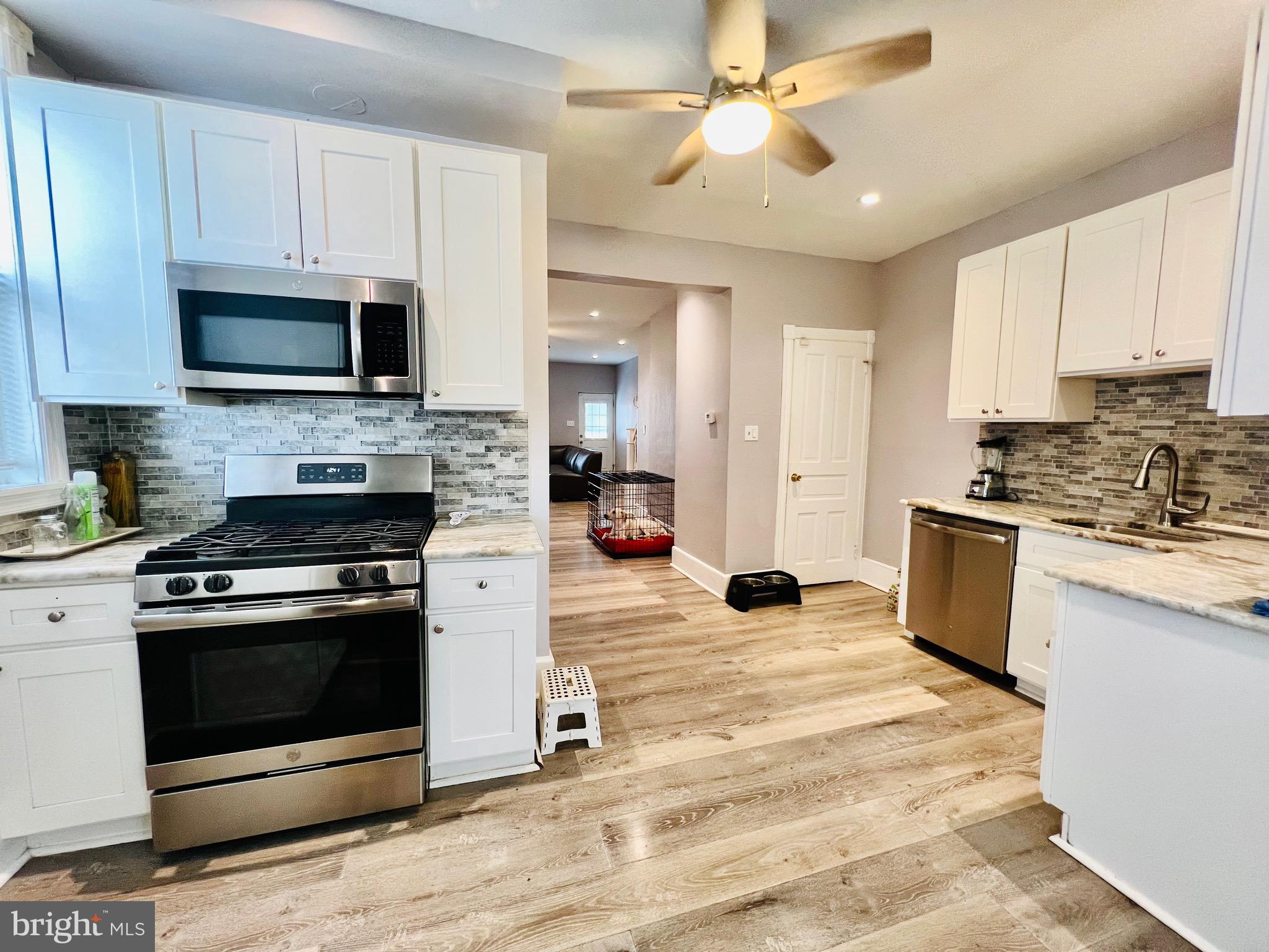 5240 North Front Street Philadelphia, PA 19120 - Photo 3 of 19