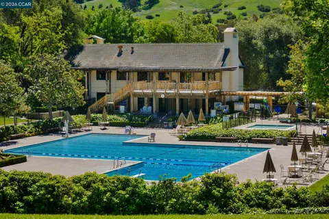 $1,199,000 | 327 Sycamore Hill Court, Danville, CA 94526