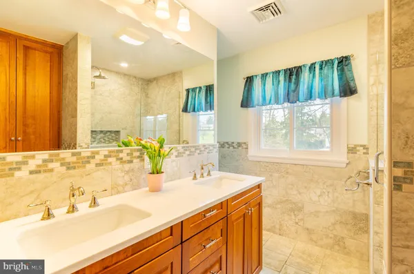 $470,000 | 724 East Curtin Street, Bellefonte, PA 16823