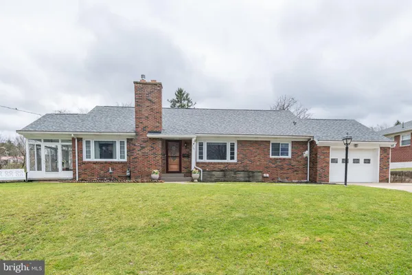 $470,000 | 724 East Curtin Street, Bellefonte, PA 16823