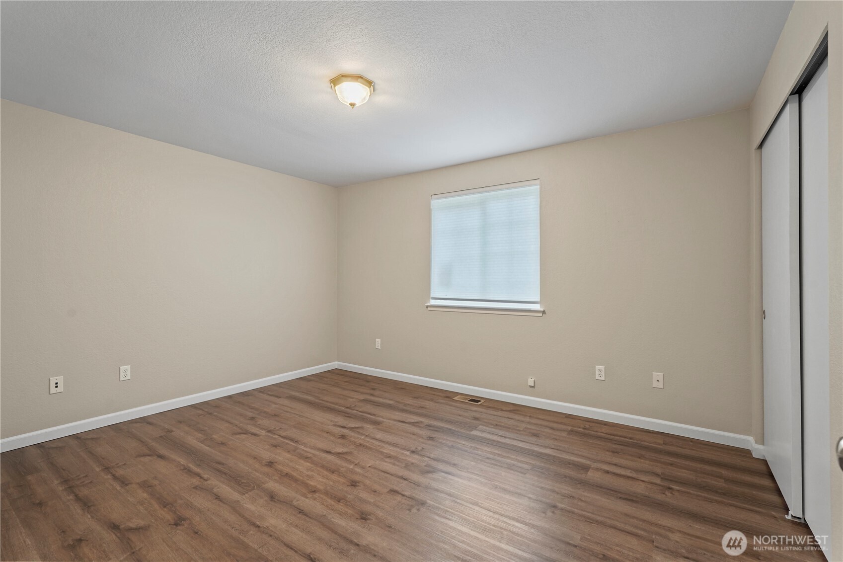 9910 Fairview Lake Road Southwest Port Orchard, WA 98367 - Photo 20 of 39 Gallery Image 20
