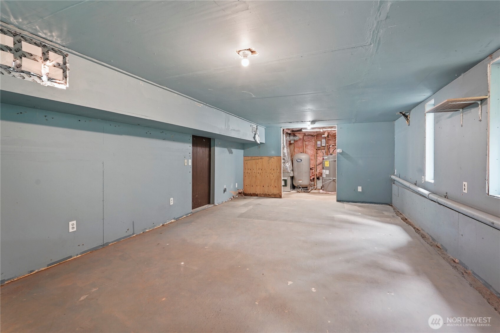 9910 Fairview Lake Road Southwest Port Orchard, WA 98367 - Photo 25 of 39 Gallery Image 25