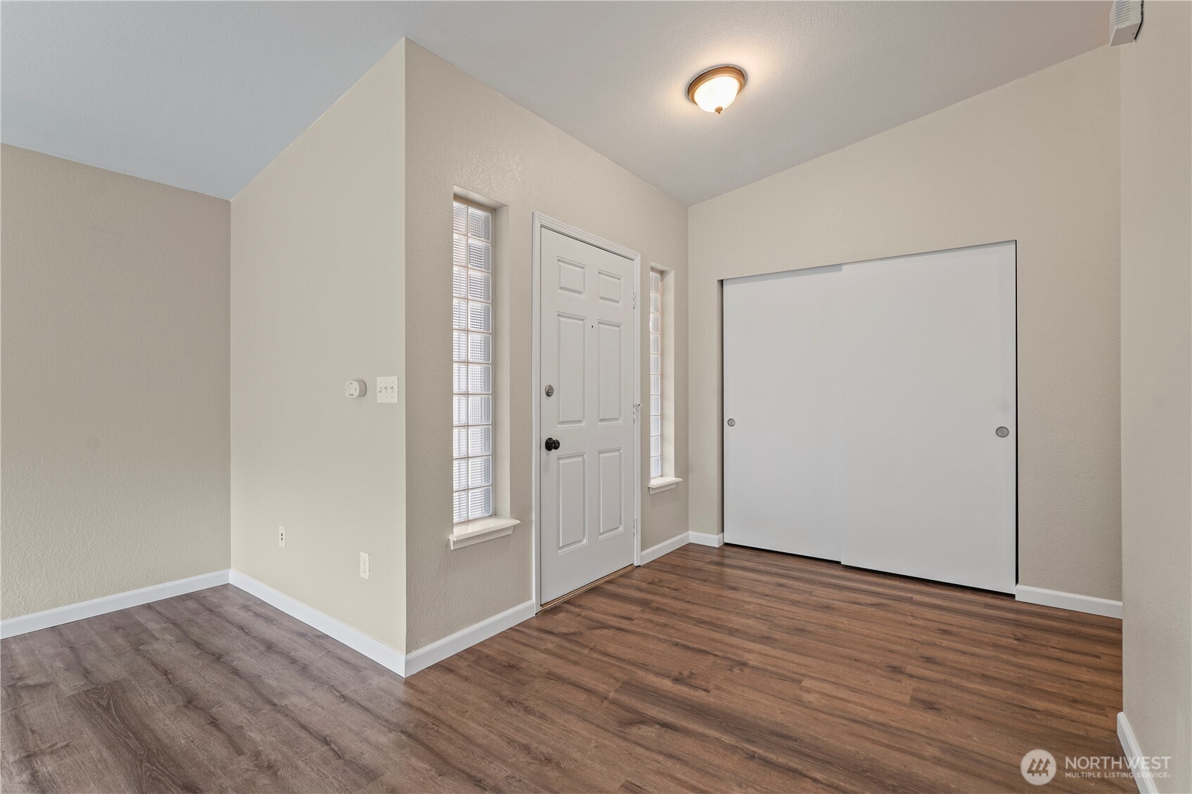 9910 Fairview Lake Road Southwest Port Orchard, WA 98367 - Photo 3 of 39 Gallery Image 3