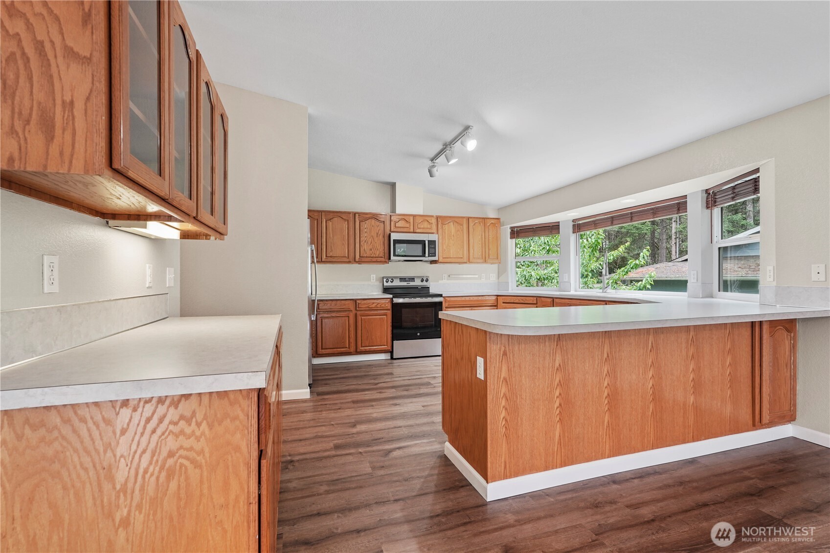 9910 Fairview Lake Road Southwest Port Orchard, WA 98367 - Photo 8 of 39 Gallery Image 8