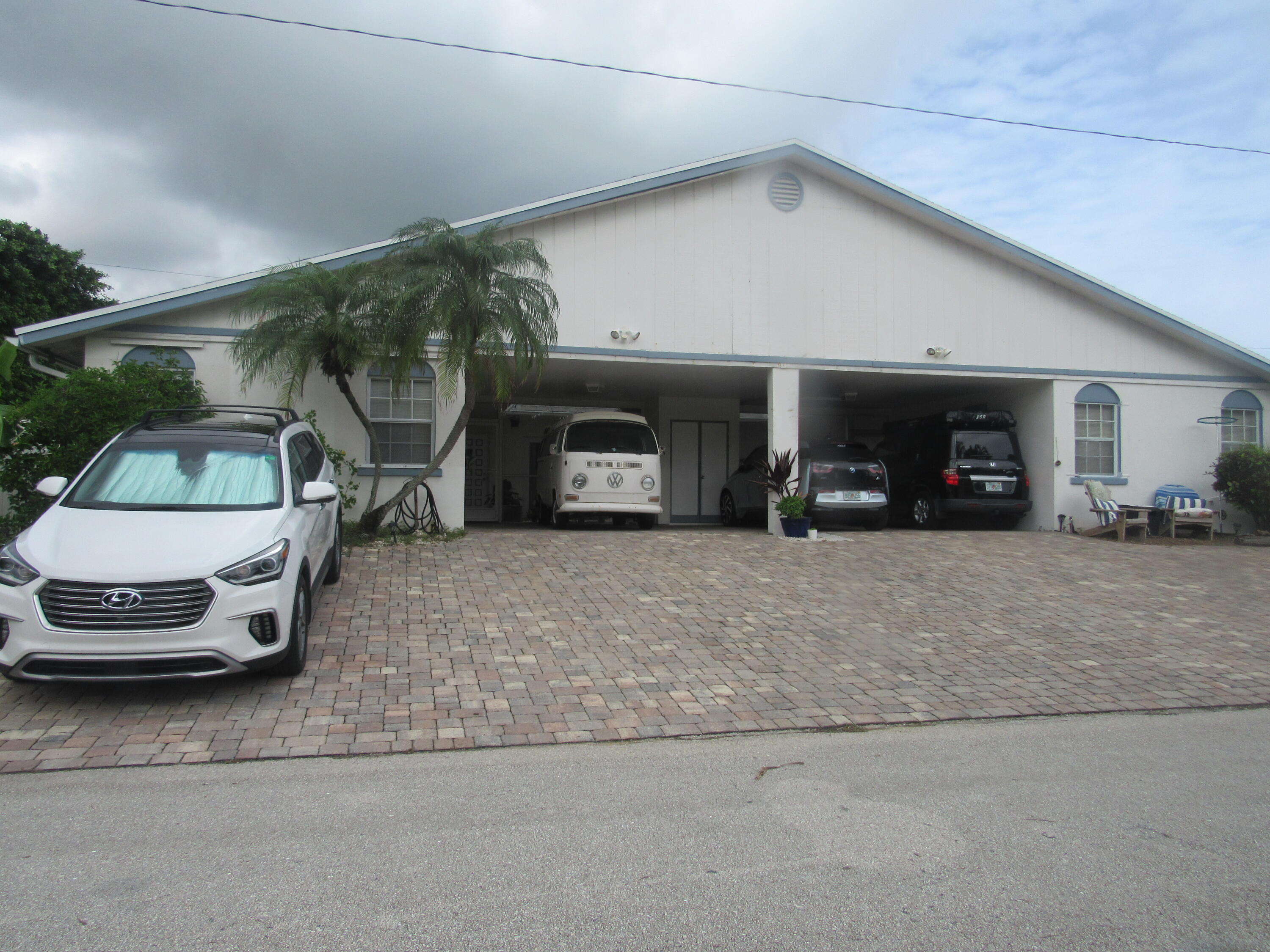 15 Sailfish Lane Ocean Ridge, FL 33435 - Photo 1 of 10 front.view.15.17