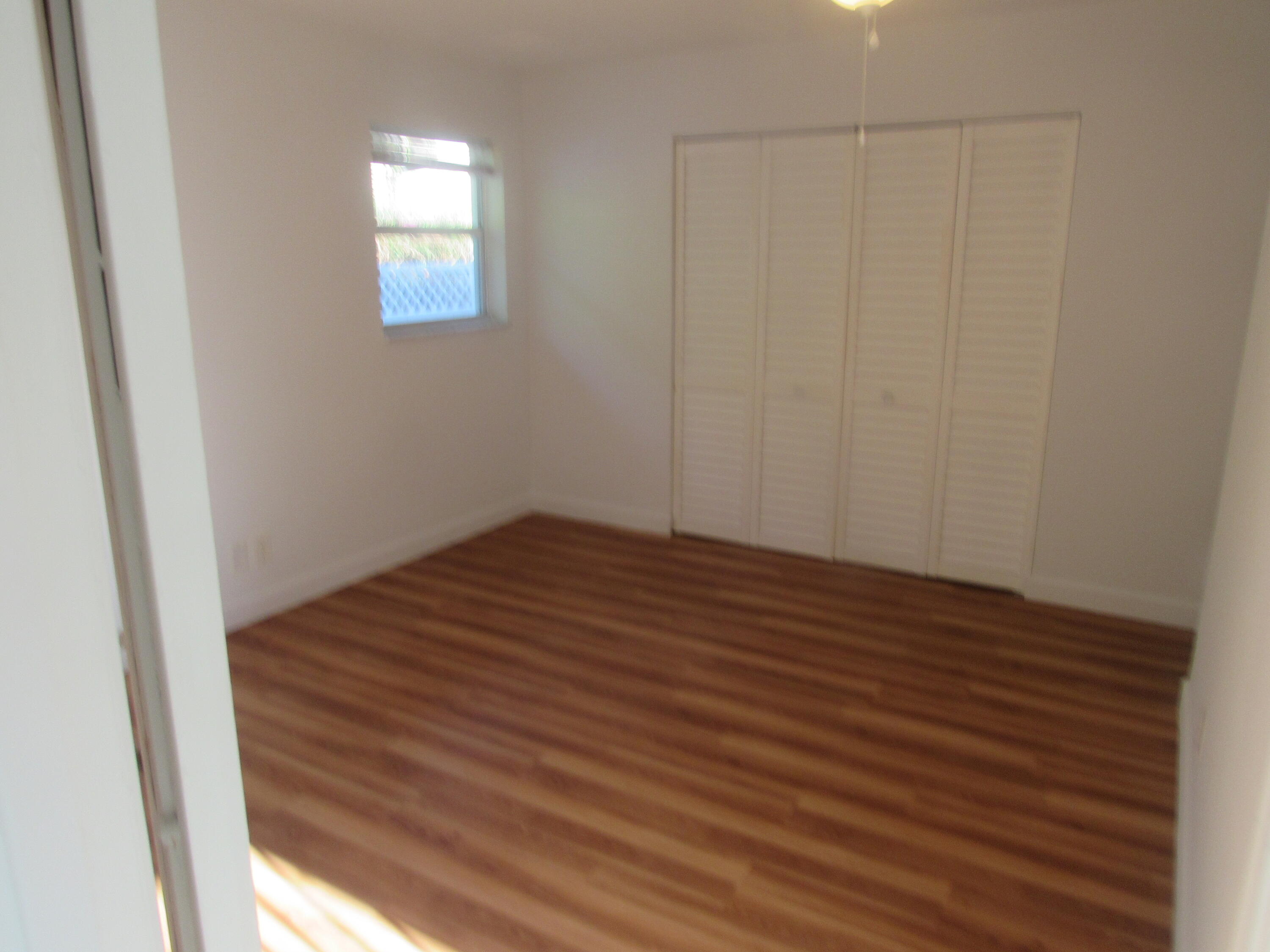 15 Sailfish Lane Ocean Ridge, FL 33435 - Photo 7 of 10 15 Sailfish--Bedroom 2 (1)