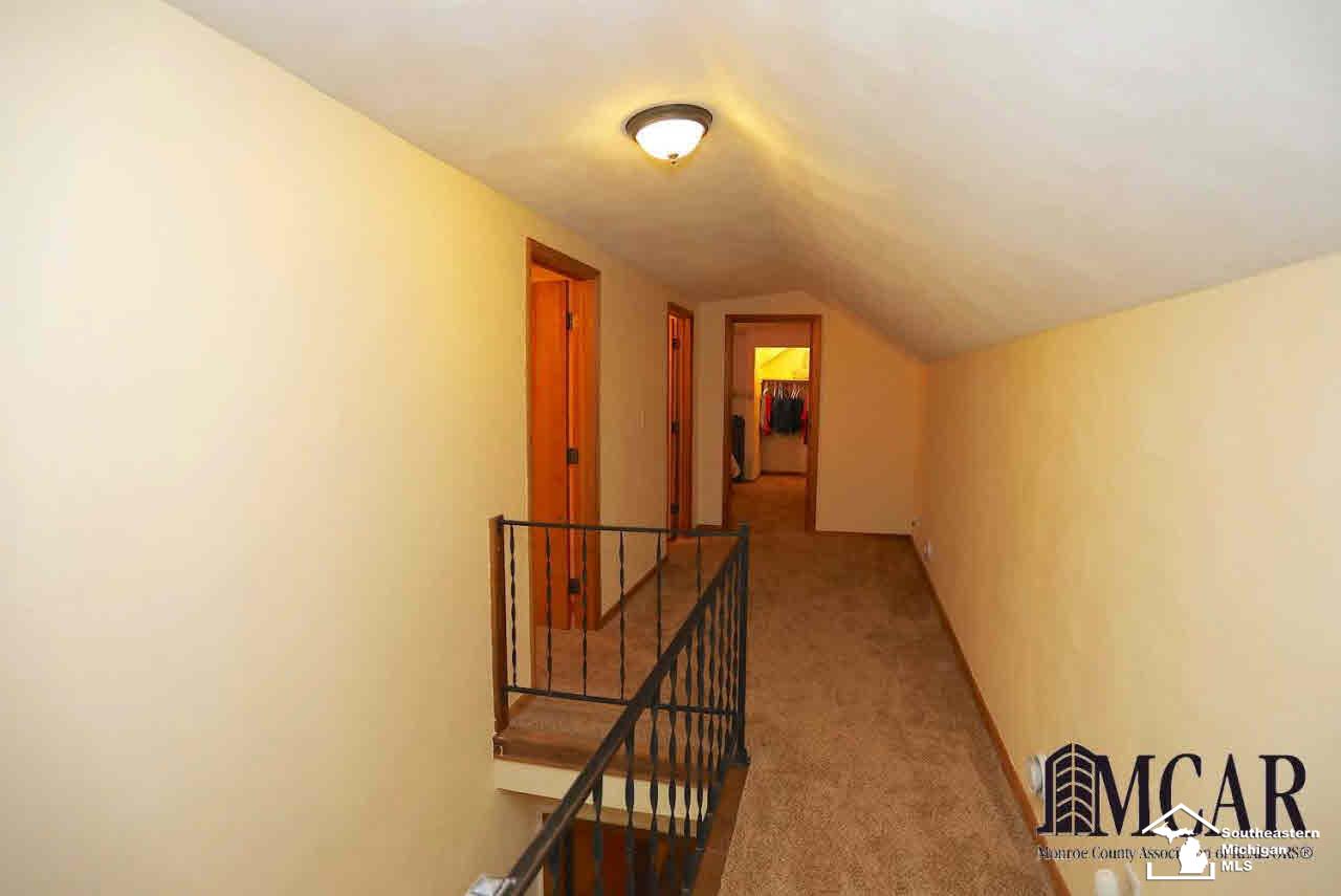 7586 Douglas Road Lambertville, MI 48144 - Photo 21 of 28 21374344-20.JPG