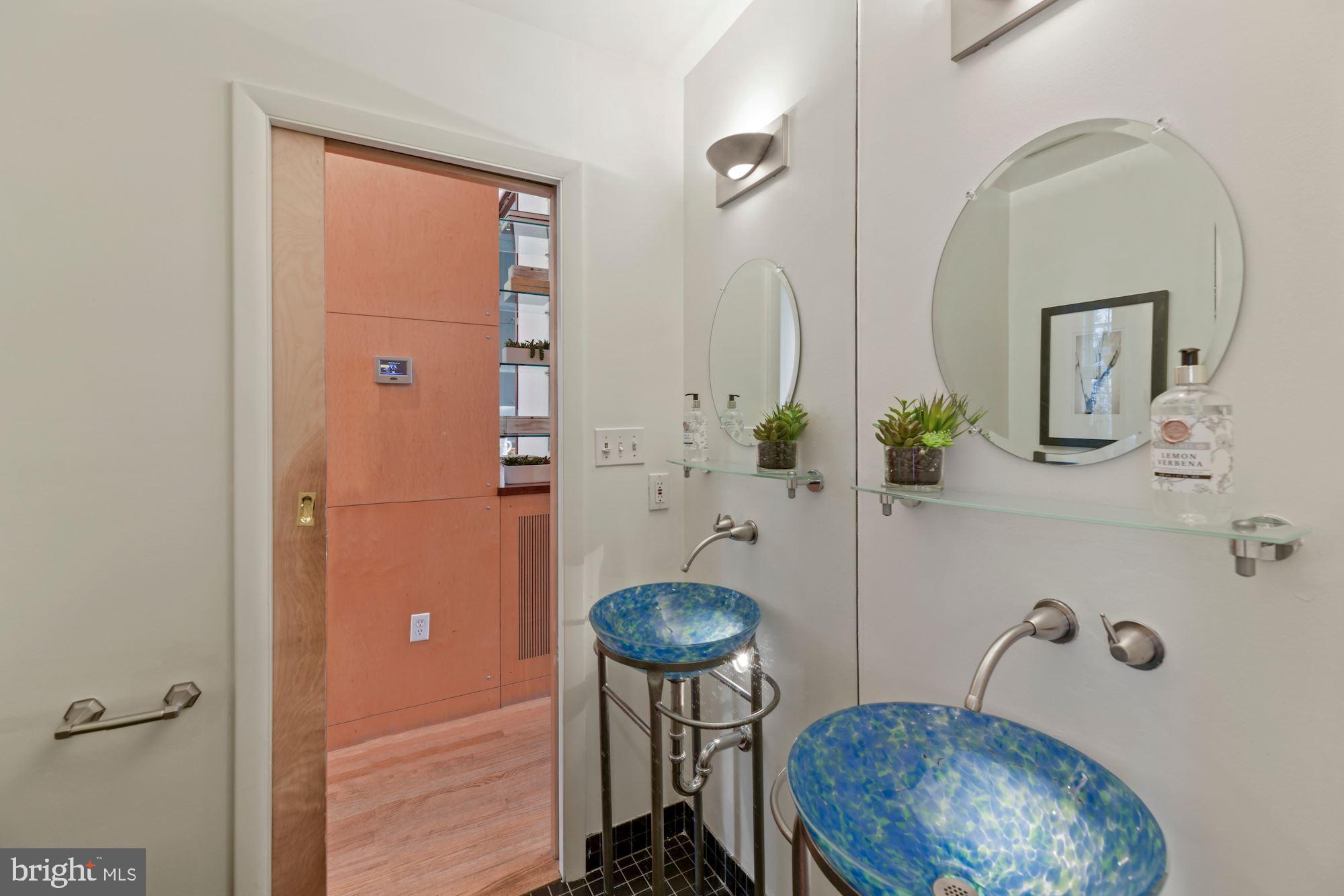 1313 Riggs Street Northwest Washington, DC 20009 - Photo 10 of 35 Main Level Powder Room