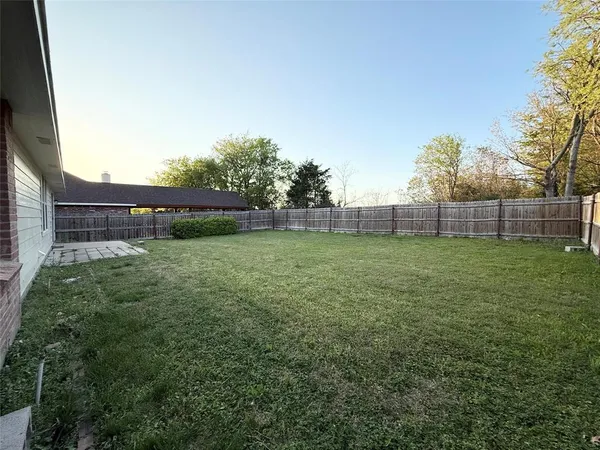 $2,200 | 918 Fleming Street, Wylie, TX 75098