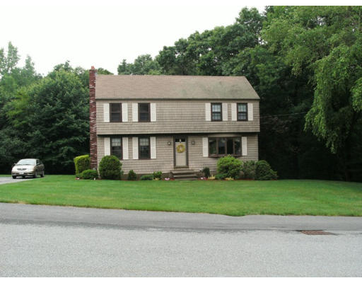 97 Lexington Road Dracut, MA 01826 - Photo 1 of 2 Gallery Image 1