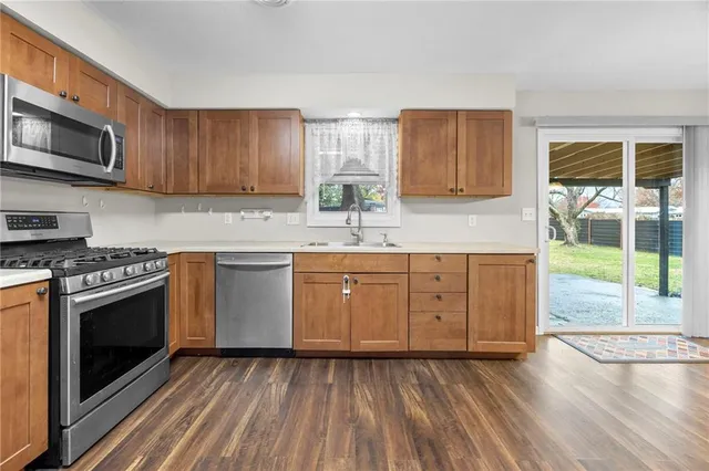 $379,000 | 211 North Lincoln Street, Garnett, KS 66032