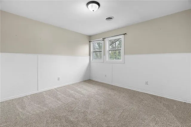 $379,000 | 211 North Lincoln Street, Garnett, KS 66032