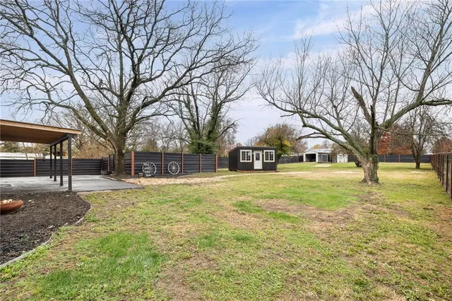 $379,000 | 211 North Lincoln Street, Garnett, KS 66032