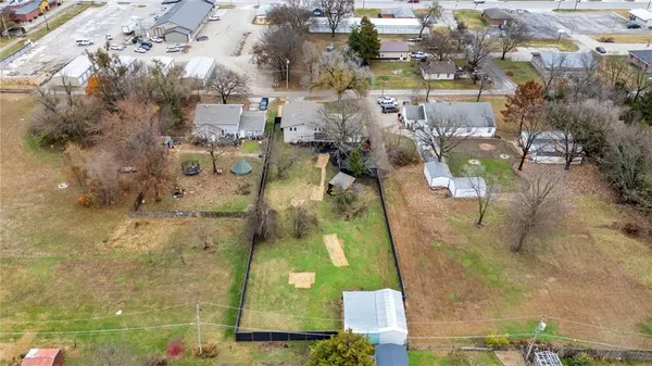 $379,000 | 211 North Lincoln Street, Garnett, KS 66032