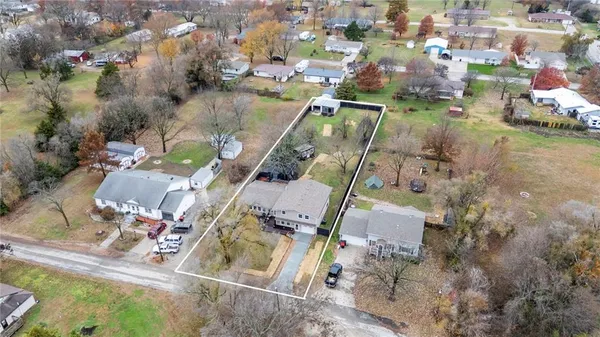 $379,000 | 211 North Lincoln Street, Garnett, KS 66032