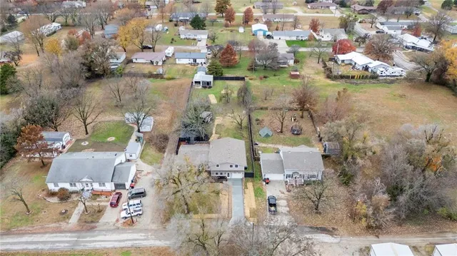 $379,000 | 211 North Lincoln Street, Garnett, KS 66032