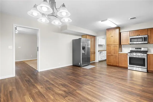 $379,000 | 211 North Lincoln Street, Garnett, KS 66032