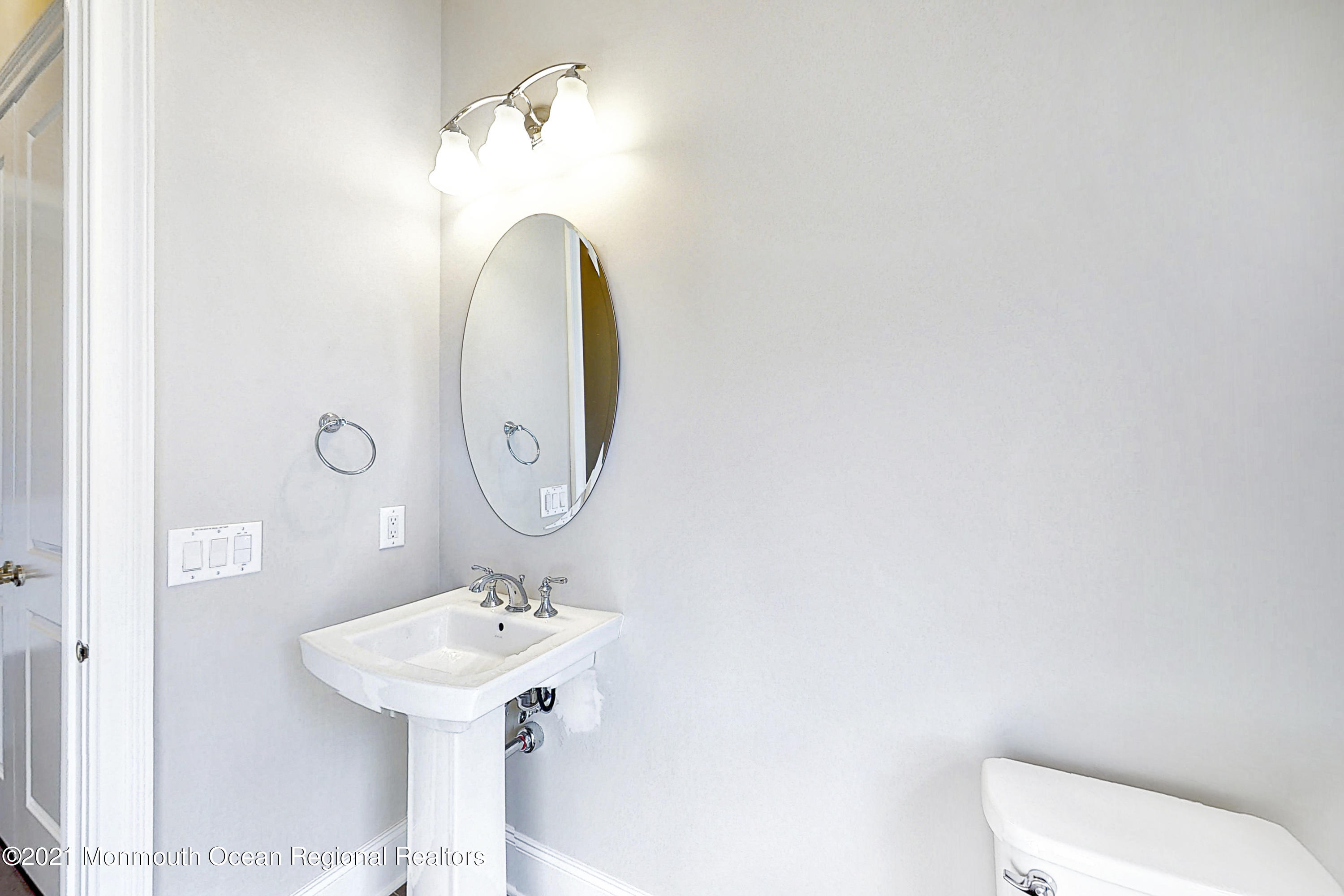 3 Strathmore Road Lincroft, NJ 07738 - Photo 31 of 43 3-Strathmore-Rd-03052021_091120