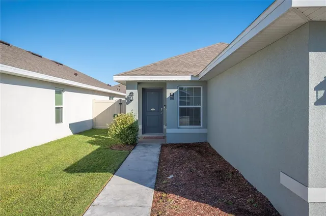 $2,100 | 1735 Carnostie Road, Winter Haven, FL 33884