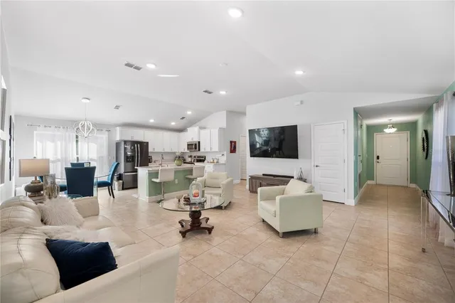 $2,100 | 1735 Carnostie Road, Winter Haven, FL 33884