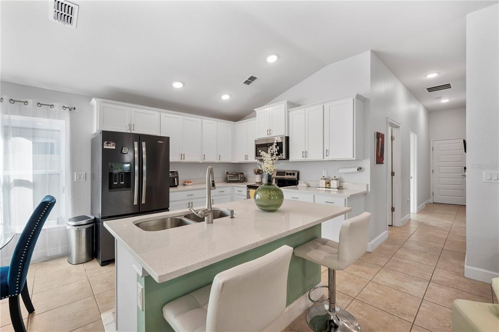 1735 Carnostie Road Winter Haven, FL 33884 - Photo 8 of 33