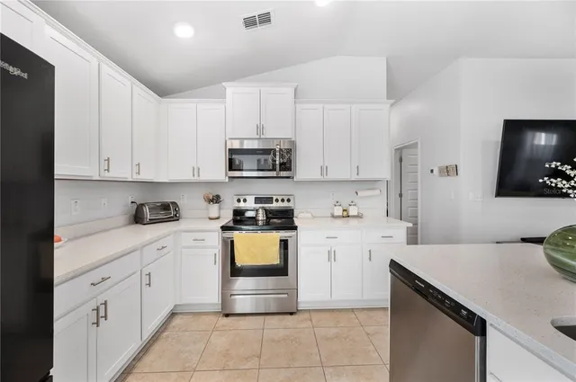 $2,100 | 1735 Carnostie Road, Winter Haven, FL 33884