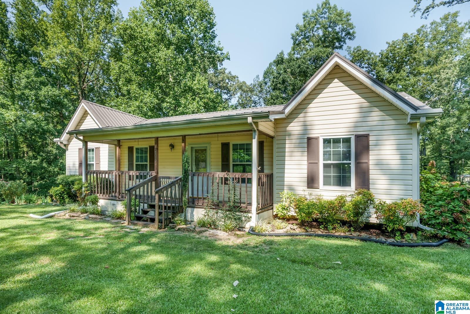 2136 Morton Road Warrior, AL 35180 - Photo 3 of 34