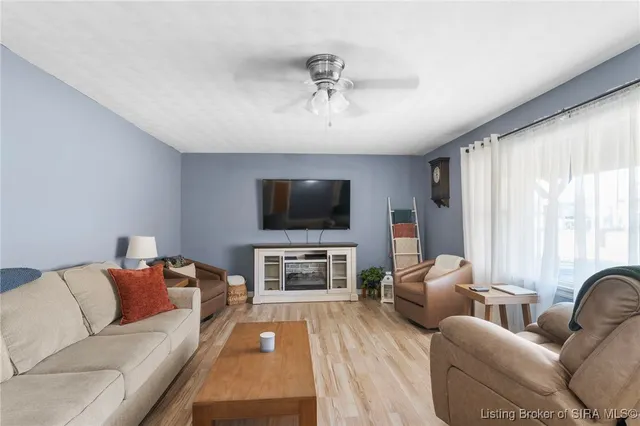 $279,900 | 137 Presbyterian Avenue, Hanover, IN 47243